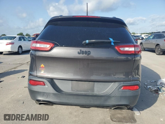 2017 Jeep Cherokee Altitude z VIN 1C4PJLAS2HW662541, wystawiony jako Copart lot #56502885 z przebiegiem 140 835 mil mil oraz Szkoda całkowita • Salvage title. Historia ofert i sprzedaży dostępna na DreamBid. Obrazek 6.