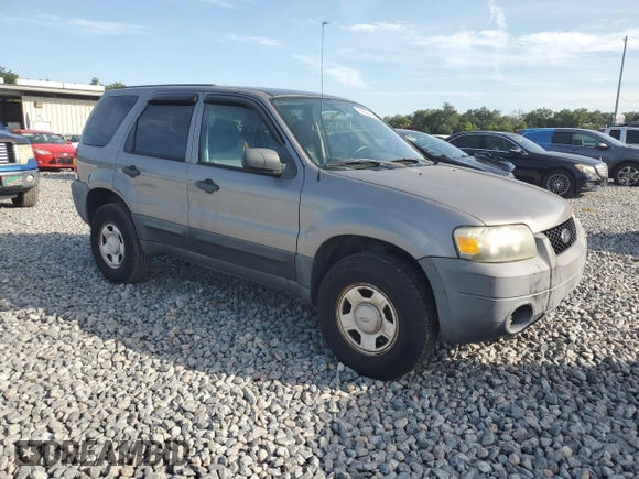 2007 Ford Escape XLS with VIN 1FMYU02Z77KA28665, listed as a Copart auction lot 64358445 with 67,350 mi miles and Clean title. Bid and sale history available at DreamBid. Image 4.