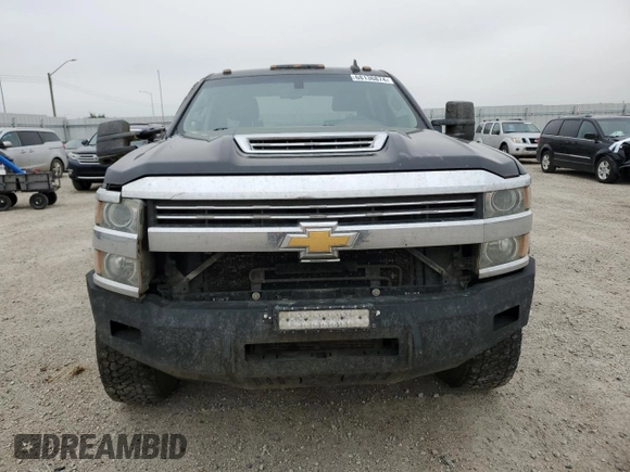 2017 Chevrolet Silverado 3500HD LT with VIN 1GC4KZCY2HF155370, listed as a Copart auction lot 68136874 with 373,839 mi miles and Salvage Title. Bid and sale history available at carsss.com. Image 5.