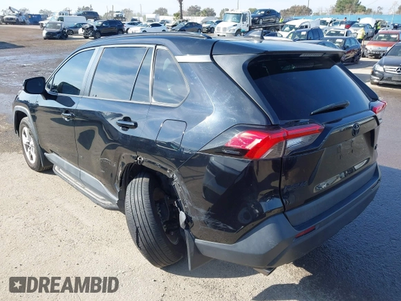 2021 Toyota RAV4 XLE with VIN 2T3W1RFV8MW124601, listed as a IAAI auction lot 41515953 with 48,336 mi miles. Bid and sale history available at carsss.com. Image 3.