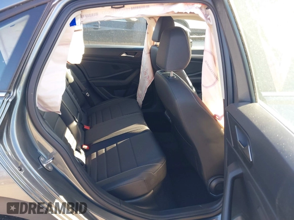 2021 Volkswagen Jetta S z VIN 3VWC57BU7MM050305, wystawiony jako IAAI lot #41937263 z przebiegiem 41 241 mil mil oraz . Historia ofert i sprzedaży dostępna na DreamBid. Obrazek 8.