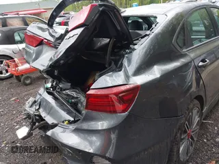 2024 Kia Forte GT z VIN 3KPF44AC7RE823026, wystawiony jako IAAI lot #42192965 z przebiegiem 8 438 mil mil oraz . Historia ofert i sprzedaży dostępna na DreamBid. Obrazek 20.