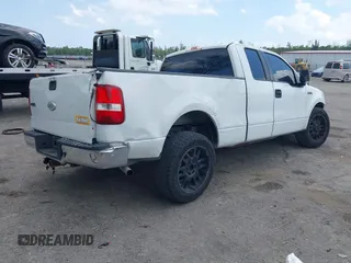 2007 Ford F-150 STX с VIN 1FTRX12W87NA44206, выставлен на аукционе IAAI как лот 42332828 с пробегом 179 610 миль миль и . История ставок и продаж доступна на DreamBid. Изображение 4.