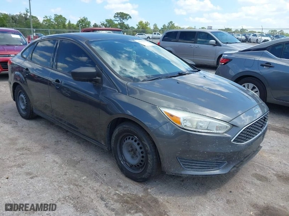 2016 Ford Focus S with VIN 1FADP3E26GL397348, listed as a IAAI auction lot 41952355 with 187,263 mi miles. Bid and sale history available at carsss.com. Image 1.