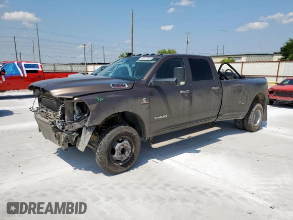 2020 Ram 3500 Tradesman z VIN 3C63RRGL3LG241856, wystawiony jako Copart lot #59517925 z przebiegiem 195 146 mil mil oraz Czysty tytuł • Clean title. Historia ofert i sprzedaży dostępna na DreamBid. Obrazek 1.