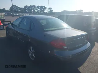 2002 Ford Taurus SES Standard z VIN 1FAFP55U22A172533, wystawiony jako IAAI lot #42680611 z przebiegiem 122 306 mil mil oraz . Historia ofert i sprzedaży dostępna na DreamBid. Obrazek 3.