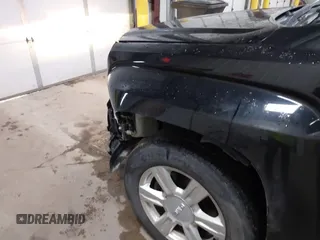 2015 GMC Terrain SLE z VIN 2GKALMEKXF6295318, wystawiony jako IAAI lot #41039353 z przebiegiem 158 149 mil mil oraz . Historia ofert i sprzedaży dostępna na DreamBid. Obrazek 20.