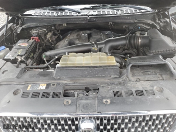 2019 Lincoln Navigator L Reserve with VIN 5LMJJ3LT6KEL04991, listed as a Copart auction lot 52825385 with 225,558 mi miles and Clean Title. Bid and sale history available at carsss.com. Image 12.