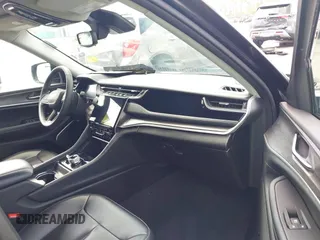 2024 Jeep Grand Cherokee with VIN 1C4RJYB63RC710199, listed as a IAAI auction lot 42484237 with 45,318 mi miles and . Bid and sale history available at DreamBid. Image 5.