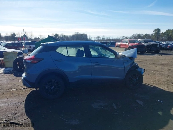 2023 Nissan Kicks SV with VIN 3N1CP5CV9PL555008, listed as a IAAI auction lot 41495029 with 6,525 mi miles. Bid and sale history available at carsss.com. Image 13.