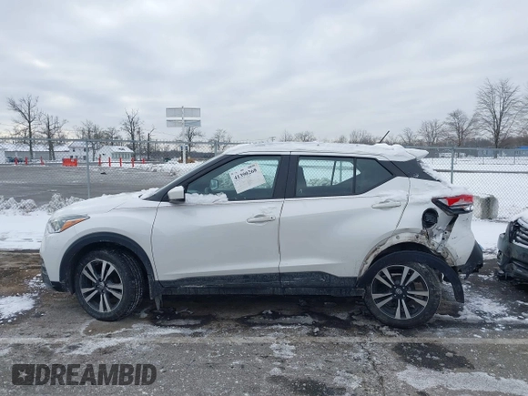 2019 Nissan Kicks S with VIN 3N1CP5CU0KL542096, listed as a IAAI auction lot 41390268 with 115,861 mi miles and . Bid and sale history available at carsss.com. Image 14.