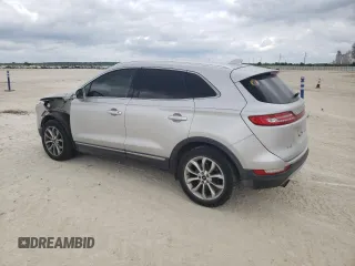 2015 Lincoln MKC z VIN 5LMCJ1A93FUJ15991, wystawiony jako Copart lot #52966915 z przebiegiem 119 140 mil mil oraz Szkoda całkowita • Salvage title. Historia ofert i sprzedaży dostępna na DreamBid. Obrazek 2.