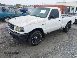2001 Ford Ranger XL with VIN 1FTYR10C11TA34182, listed as a IAAI auction lot 41651908 with 189,926 mi miles. Bid and sale history available at carsss.com. Image 2.