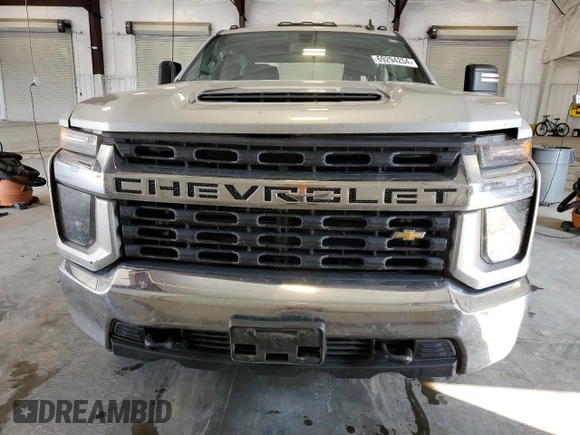 2020 Chevrolet Silverado 3500HD LT with VIN 1GC4YTEY7LF198197, listed as a Copart auction lot 69294254 with 118,120 mi miles and Salvage Title. Bid and sale history available at carsss.com. Image 5.