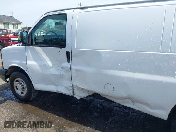 2010 Chevrolet Express Cargo with VIN 1GCZGFBA8A1144127, listed as a IAAI auction lot 42306432 with 170,856 mi miles and . Bid and sale history available at DreamBid. Image 17.