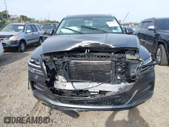 2023 Genesis GV80 z VIN KMUHCESC2PU127234, wystawiony jako IAAI lot #42076050 z przebiegiem 24 281 mil mil oraz . Historia ofert i sprzedaży dostępna na DreamBid. Obrazek 12.