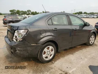 2016 Chevrolet Sonic LS z VIN 1G1JA5SH1G4103182, wystawiony jako Copart lot #59205495 z przebiegiem 107 537 mil mil oraz Szkoda całkowita • Salvage title. Historia ofert i sprzedaży dostępna na DreamBid. Obrazek 3.