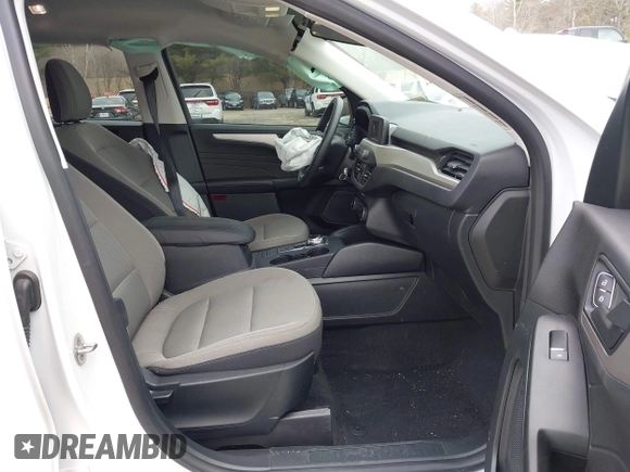 2021 Ford Escape S с VIN 1FMCU9F69MUA16645, выставлен на аукционе IAAI как лот 42048322 с пробегом Не указан миль и . История ставок и продаж доступна на DreamBid. Изображение 5.