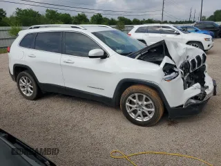 2017 Jeep Cherokee Latitude z VIN 1C4PJLCB0HW641040, wystawiony jako Copart lot #50938505 z przebiegiem 96 521 mil mil oraz Czysty tytuł • Clean title. Historia ofert i sprzedaży dostępna na DreamBid. Obrazek 4.