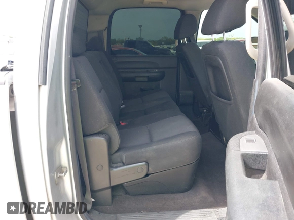 2013 Chevrolet Silverado 1500 LT with VIN 3GCPCSE08DG297496, listed as a IAAI auction lot 42046611 with 246,657 mi miles and . Bid and sale history available at DreamBid. Image 8.