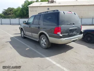 2005 Ford Expedition Eddie Bauer with VIN 1FMFU18505LA87694, listed as a IAAI auction lot 42068733 with 160,509 mi miles. Bid and sale history available at carsss.com. Image 3.