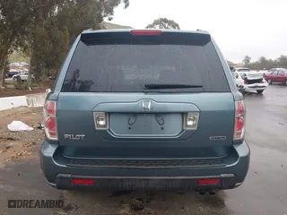 2006 Honda Pilot EX-L with VIN 2HKYF18506H503658, listed as a IAAI auction lot 41744963 with 215,575 mi miles. Bid and sale history available at carsss.com. Image 16.