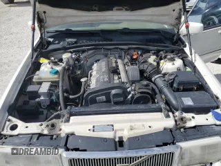 1998 Volvo V90 с VIN YV1KW9602W1045893, выставлен на аукционе Copart как лот 77673814 с пробегом 199 932 миль миль и Списание • Salvage title. История ставок и продаж доступна на DreamBid. Изображение 11.
