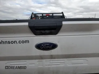 2018 Ford F-150 XL z VIN 1FTMF1E55JKF62315, wystawiony jako Copart lot #51611855 z przebiegiem Nie podano mil oraz Szkoda całkowita • Salvage title. Historia ofert i sprzedaży dostępna na DreamBid. Obrazek 10.