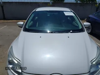 2014 Ford Focus Electric с VIN 1FADP3R45EL306109, выставлен на аукционе IAAI как лот 42382079 с пробегом 80 143 миль миль и . История ставок и продаж доступна на DreamBid. Изображение 6.