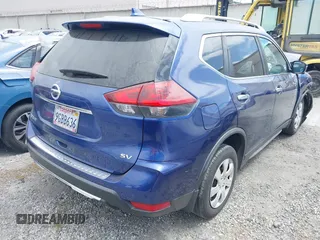 2019 Nissan Rogue SV with VIN JN8AT2MT7KW268205, listed as a IAAI auction lot 41987162 with 59,702 mi miles. Bid and sale history available at carsss.com. Image 4.