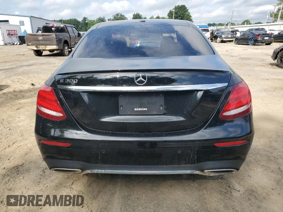 2019 Mercedes-Benz E 300 с VIN WDDZF4JB1KA621747, выставлен на аукционе Copart как лот 59217015 с пробегом 76 926 миль миль и Списание • Salvage title. История ставок и продаж доступна на DreamBid. Изображение 6.