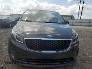 2017 Kia Sedona LX with VIN KNDMB5C17H6333432, listed as a Copart auction lot 67005714 with 91,393 mi miles and Salvage Title. Bid and sale history available at carsss.com. Image 5.