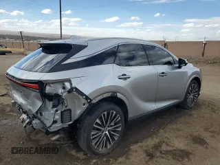 2024 Lexus RX 350h z VIN 2T2BBMCA4RC040708, wystawiony jako Copart lot #43822995 z przebiegiem 11 630 mil mil oraz Szkoda całkowita • Salvage title. Historia ofert i sprzedaży dostępna na DreamBid. Obrazek 3.