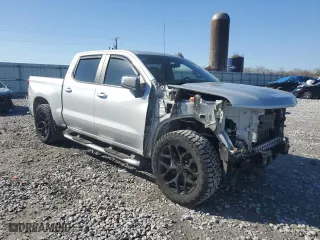2019 Chevrolet Silverado 1500 LT with VIN 1GCPWCEDXKZ136466, listed as a Copart auction lot 43632165 with 93,255 mi miles and Salvage Title. Bid and sale history available at carsss.com. Image 4.