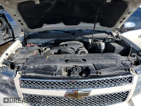 2010 Chevrolet Suburban LTZ with VIN 1GNUKKE34AR129518, listed as a Copart auction lot 44258685 with 207,002 mi miles and Clean Title. Bid and sale history available at carsss.com. Image 12.