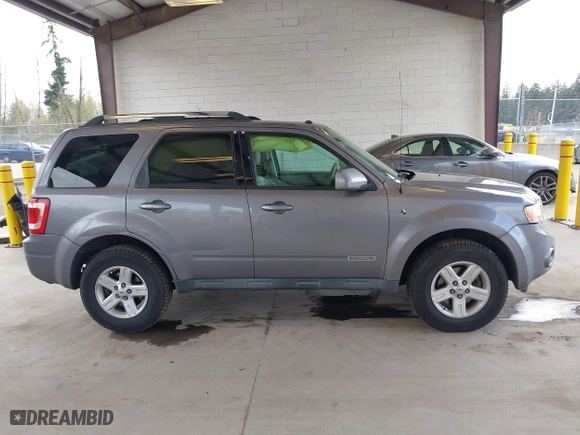 2008 Ford Escape Hybrid with VIN 1FMCU59H08KA06691, listed as a IAAI auction lot 42021967 with 221,067 mi miles. Bid and sale history available at carsss.com. Image 13.