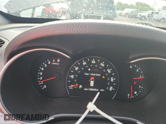 2015 Kia Sorento SX Limited with VIN 5XYKWDA75FG588829, listed as a Copart auction lot 65784085 with 139,659 mi miles and Clean title. Bid and sale history available at DreamBid. Image 9.