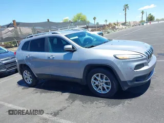 2017 Jeep Cherokee Latitude with VIN 1C4PJMCB1HD213964, listed as a IAAI auction lot 42263437 with 105,618 mi miles and . Bid and sale history available at DreamBid. Image 17.