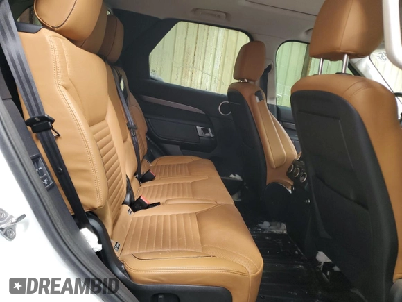 2018 Land Rover Discovery HSE with VIN SALRR2RV8JA059180, listed as a Copart auction lot 51841115 with 105,904 mi miles and Clean Title. Bid and sale history available at DreamBid. Image 11.