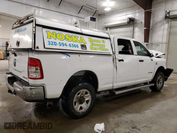 2019 Ram 2500 Tradesman z VIN 3C6UR5CL9KG719814, wystawiony jako Copart lot #50293335 z przebiegiem 126 270 mil mil oraz Szkoda całkowita • Salvage title. Historia ofert i sprzedaży dostępna na DreamBid. Obrazek 3.