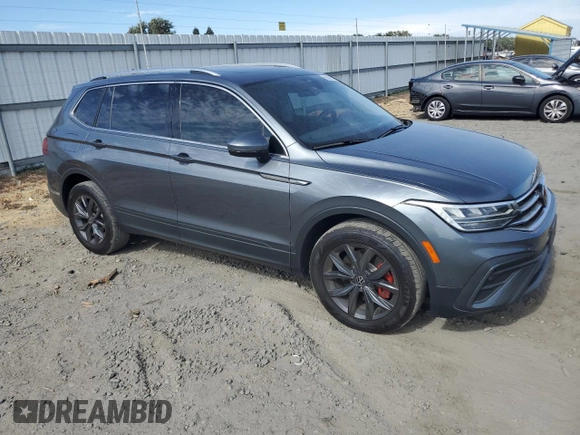 2022 Volkswagen Tiguan SE z VIN 3VV2B7AX0NM055349, wystawiony jako Copart lot #63609935 z przebiegiem 92 866 mil mil oraz Szkoda całkowita • Salvage title. Historia ofert i sprzedaży dostępna na DreamBid. Obrazek 4.