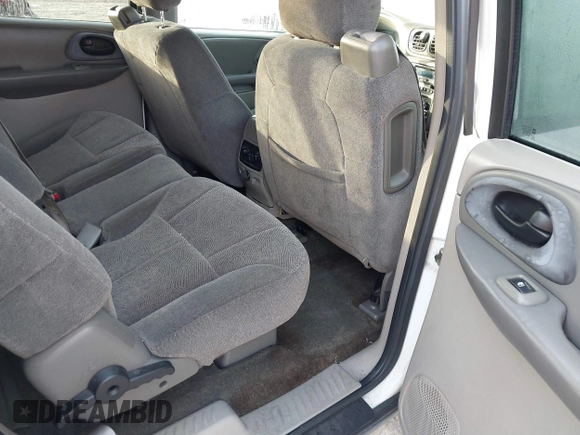 2004 Chevrolet TrailBlazer EXT LT with VIN 1GNET16S246192446, listed as a IAAI auction lot 41485072 with 125,742 mi miles. Bid and sale history available at carsss.com. Image 8.