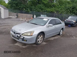 2007 Honda Accord LX SE с VIN 1HGCM56397A202695, выставлен на аукционе IAAI как лот 42305465 с пробегом 215 530 миль миль и . История ставок и продаж доступна на DreamBid. Изображение 2.