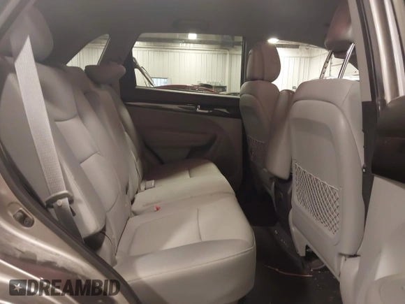 2013 Kia Sorento LX with VIN 5XYKT3A66DG381650, listed as a IAAI auction lot 42400630 with 182,333 mi miles and . Bid and sale history available at DreamBid. Image 8.