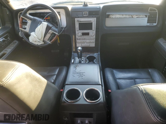 2008 Lincoln Navigator with VIN 5LMFU28588LJ03972, listed as a Copart auction lot 51419505 with 224,093 mi miles and Salvage title. Bid and sale history available at DreamBid. Image 8.