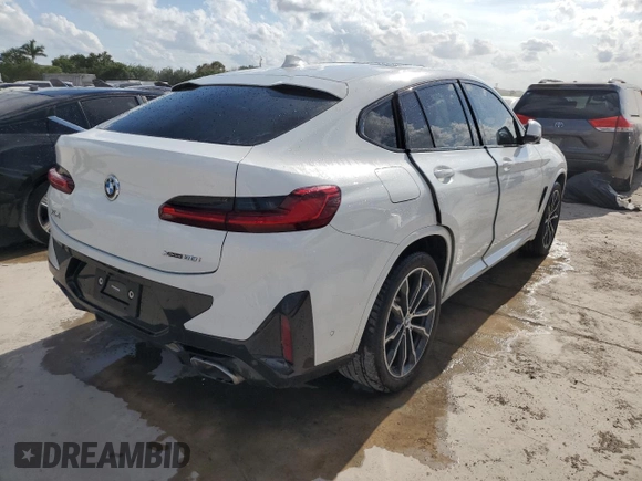 2022 BMW X4 xDrive30i with VIN 5UX33DT03N9J86660, listed as a Copart auction lot 49048433 with 13,694 mi miles. Bid and sale history available at carsss.com. Image 3.