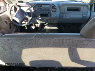 1999 GMC Sierra 1500 with VIN 1GTGC33RXXF096504, listed as a Copart auction lot 80027354 with 124,430 mi miles and Clean Title. Bid and sale history available at DreamBid. Image 8.