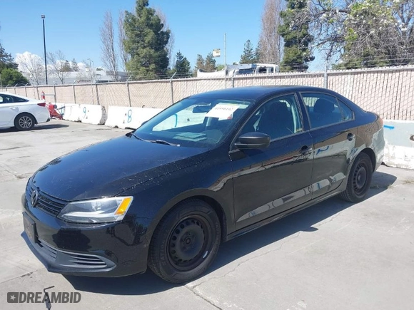 2014 Volkswagen Jetta Sedan S with VIN 3VW2K7AJ6EM439921, listed as a IAAI auction lot 41950102 with 140,023 mi miles. Bid and sale history available at carsss.com. Image 6.