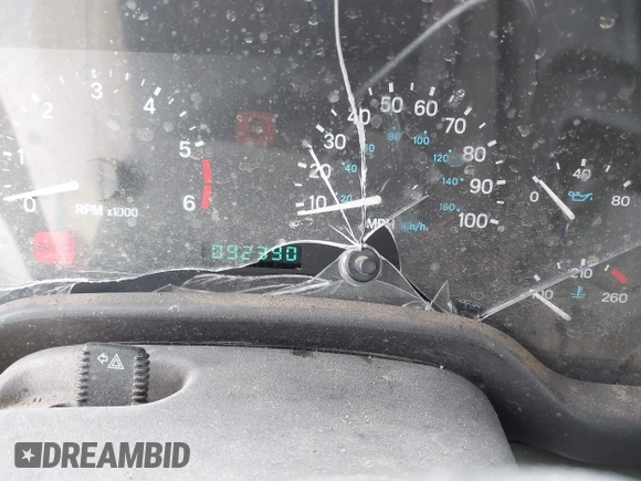 1998 Jeep Wrangler SE with VIN 1J4FY29PXWP785510, listed as a IAAI auction lot 41998116 with 92,390 mi miles and . Bid and sale history available at DreamBid. Image 7.