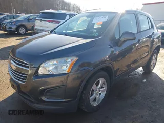 2016 Chevrolet Trax LS with VIN 3GNCJNSB8GL233537, listed as a IAAI auction lot 41574936 with 101,301 mi miles. Bid and sale history available at carsss.com. Image 20.